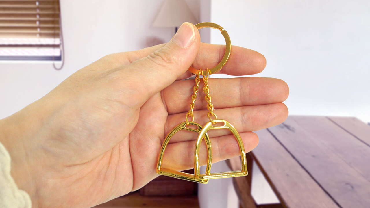 【Shine with a Sense of Style!】JODHPURS Double Stirrup Keyring (Gold)
